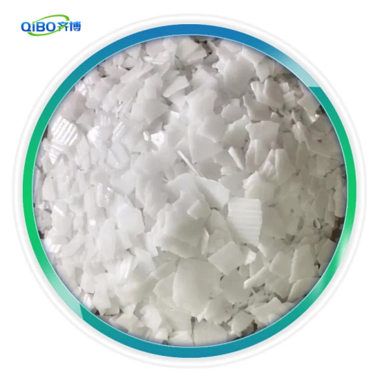 Perle solide 99% CAS 1310-73-2 de soude de flocon blanc de traitement des eaux usées de catégorie industrielle de Naoh